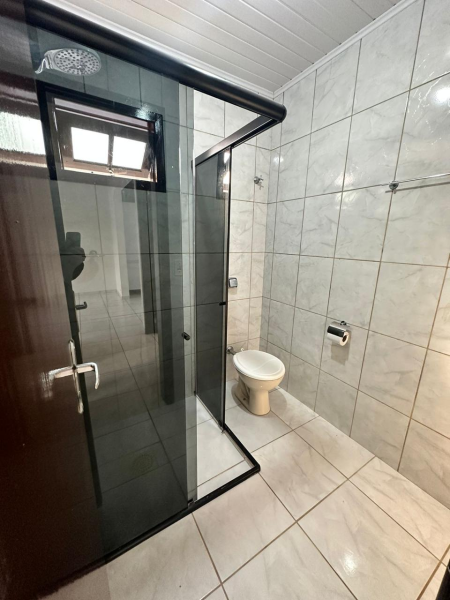 Casa de Alvenaria com Edícula