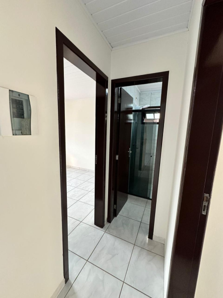 Casa de Alvenaria com Edícula