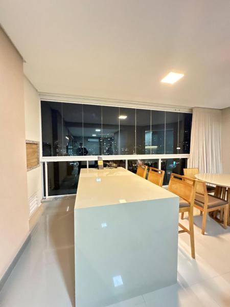 Residencial Próximo à Praça do Congresso