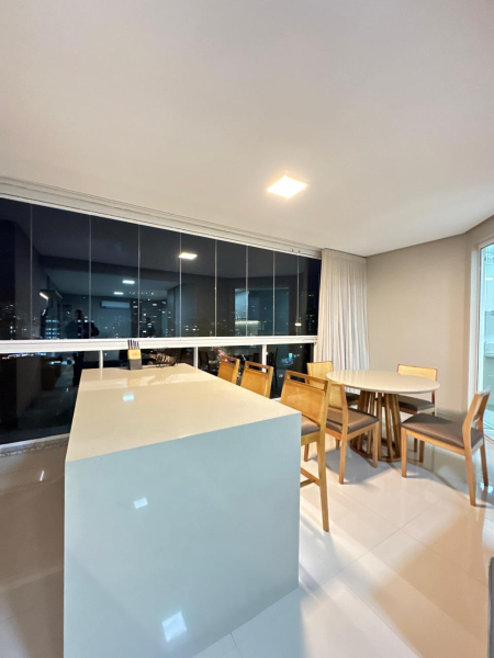 Residencial Próximo à Praça do Congresso