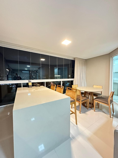 Residencial Próximo à Praça do Congresso