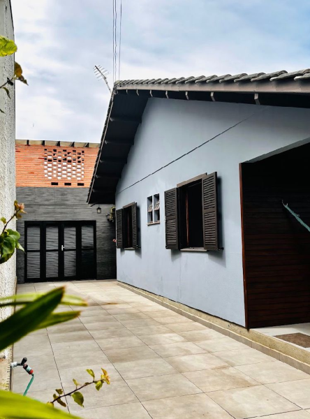 Casa na Praia – Pé na Areia