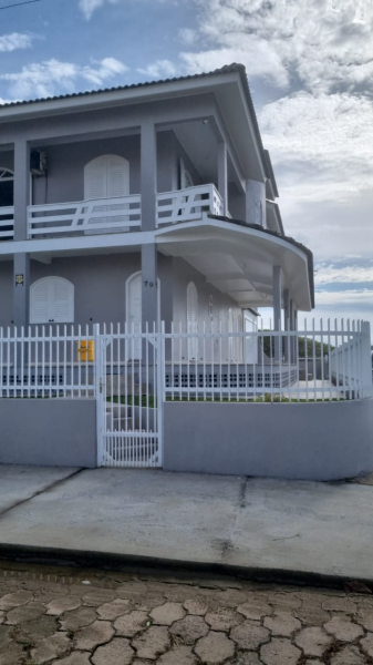 Casa de ALVENARIA à venda na Zona Sul