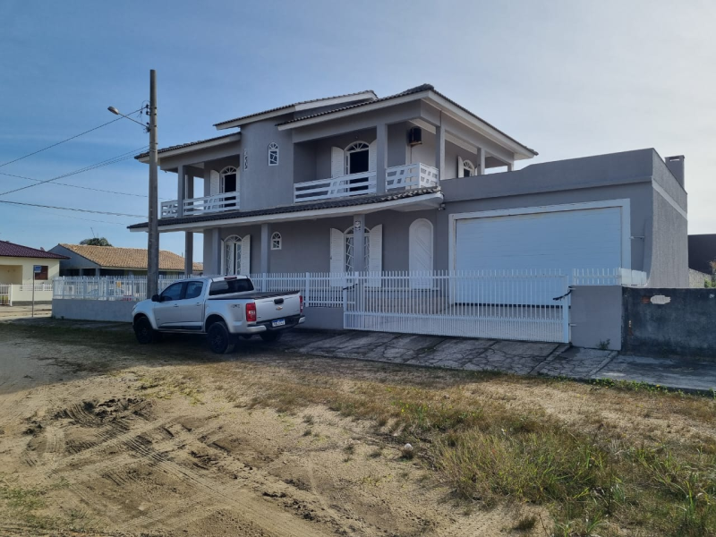 Casa de ALVENARIA à venda na Zona Sul