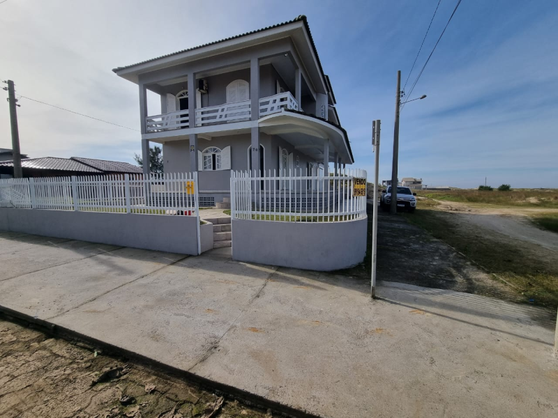 Casa de ALVENARIA à venda na Zona Sul