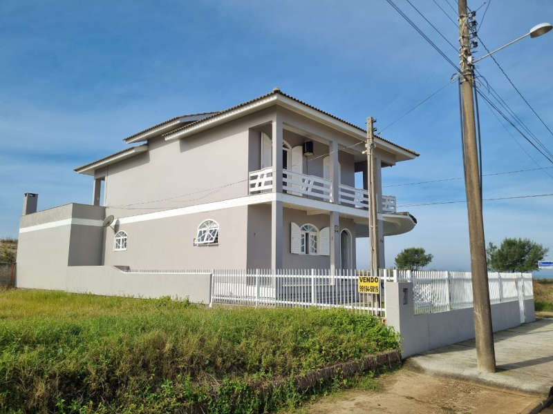 Casa de ALVENARIA à venda na Zona Sul