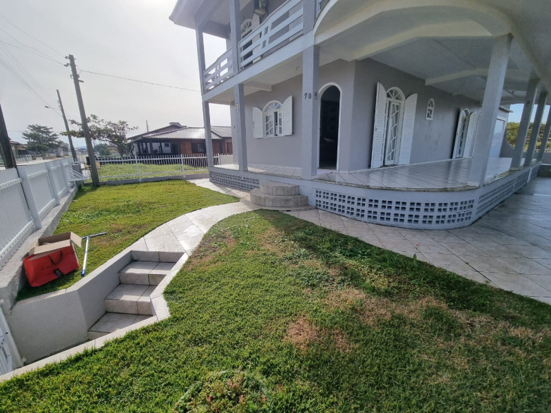 Casa de ALVENARIA à venda na Zona Sul