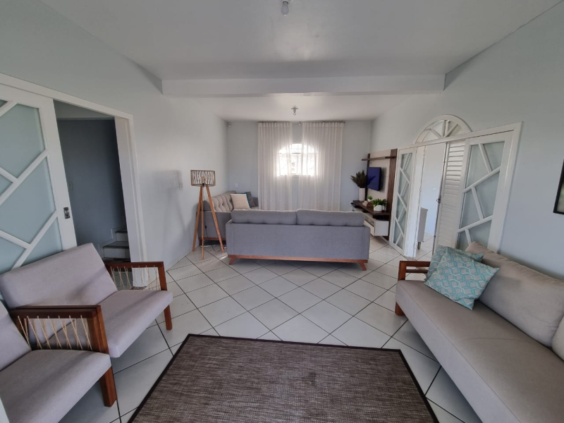 Casa de ALVENARIA à venda na Zona Sul