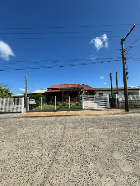 Casa na Zona Sul - Balneário Rincão
