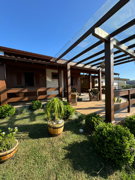 Casa na Zona Sul - Balneário Rincão