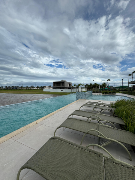 Terreno no Condomínio Águas do Atlântico