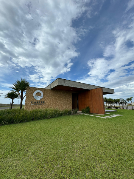 Terreno no Condomínio Águas do Atlântico